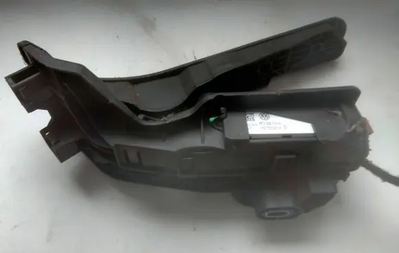 Skoda Octavia Mk2 (1Z) Accelerator throttle pedal 1K2723503M 6PV00874501