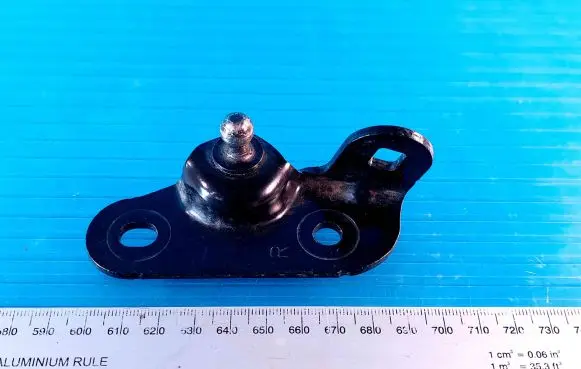 Toyota Sienna XL40 IV Tailgate/trunk/boot hinge 6894708010