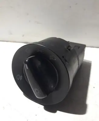 Volkswagen PASSAT B5.5 Light switch