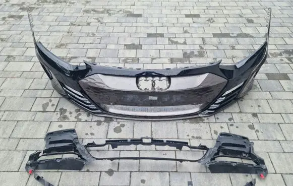 Audi E-tron GT Front bumper