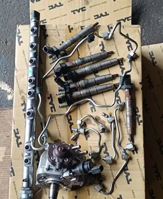 BMW 4 F32 F33 Fuel injectors set 0445010638 7823470 0445216036