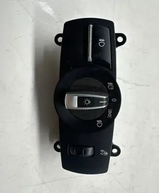 BMW 5 F10 F11 Light switch 9192745 3392030101