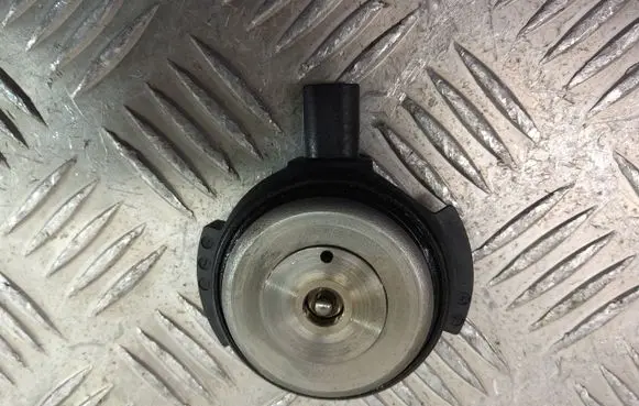 BMW X3 G01 Camshaft vanos timing valve 7614288