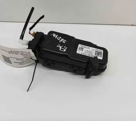 Audi Q8 Other devices 4M0881073A