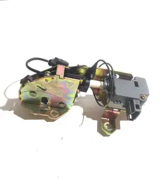 Volkswagen Touareg I Tailgate/trunk/boot lock/catch/latch 7L0827506D