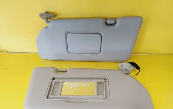Nissan Almera Tino Sun visor 