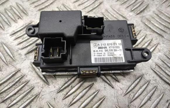 Mercedes-Benz E W212 Heater blower motor/fan resistor A2128702110