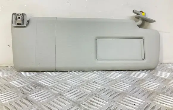 Volkswagen Tiguan Sun visor 5N0857552H