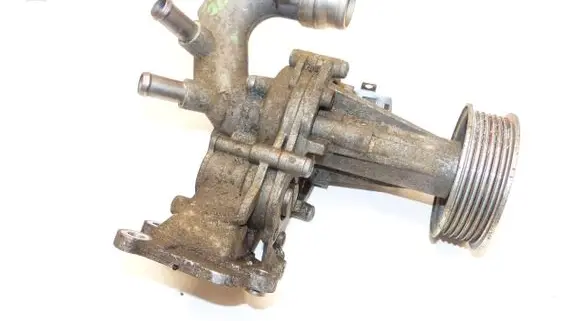 Alfa Romeo Stelvio Water pump 05048124AE