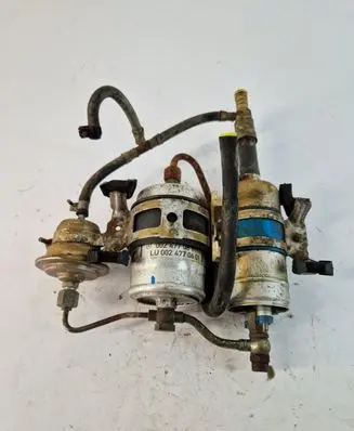 Mercedes-Benz E W124 Fuel injection high pressure pump 0020919701