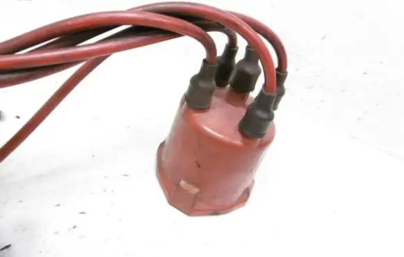 Fiat 125p Spark distributor cap 
