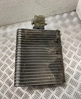 Air conditioning (A/C) radiator (interior)