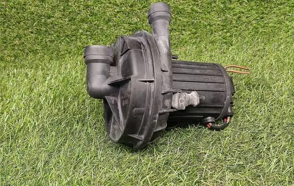 Bentley Continental Secondary air pump 3W0131083B 06A959253B