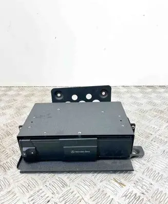Mercedes-Benz SL R129 CD/DVD changer 0028205989 A0028205989