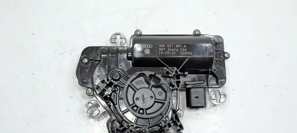Volkswagen PASSAT B8 Tailgate/trunk/boot lift motor 3G0827887A