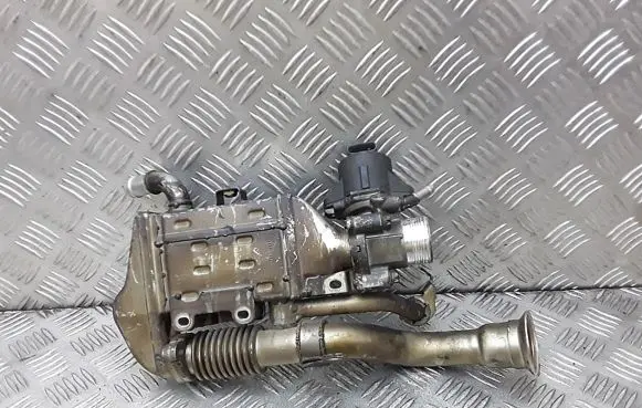 Mercedes-Benz Sprinter W907 W910 EGR valve cooler a6541402801