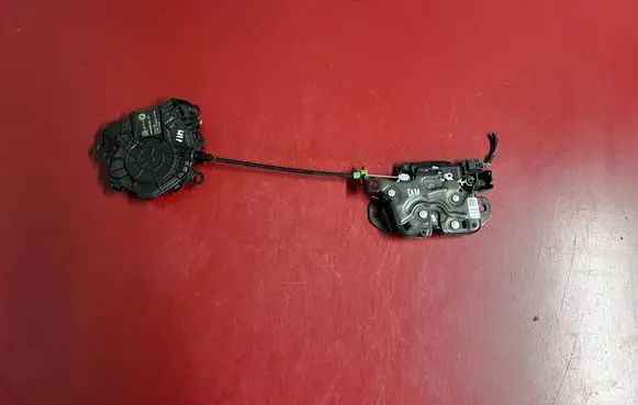 BMW X1 U11 Tailgate/trunk/boot lock/catch/latch 9450528 5B539E4 UK5B539E4