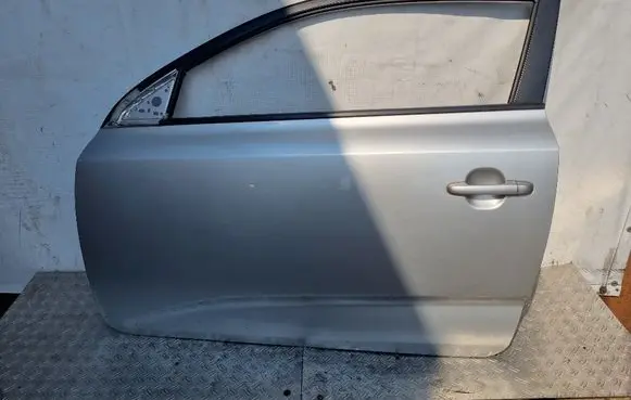Door (2 Door Coupe)