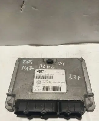 Alfa Romeo 147 Engine control unit/module ECU 46767510 A0886A21