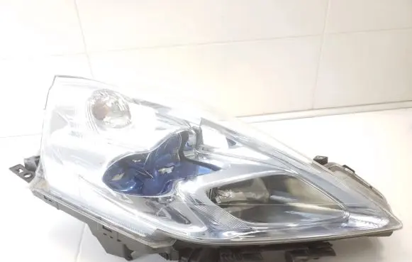 Nissan Leaf I (ZE0) Headlight/headlamp A1K3100001