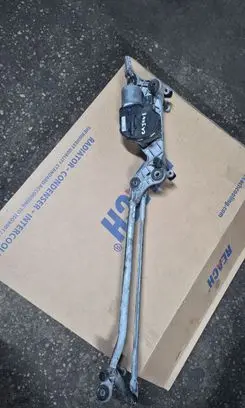 Porsche Cayenne (92A) Front wiper linkage and motor 1397220622 141646020225 7P0955119