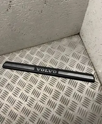 Volvo S80 Front sill trim cover 8659960