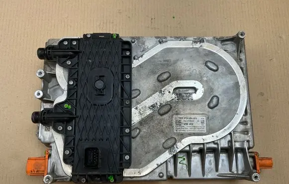 Skoda Enyaq iV Voltage converter inverter 1EA915684BQ