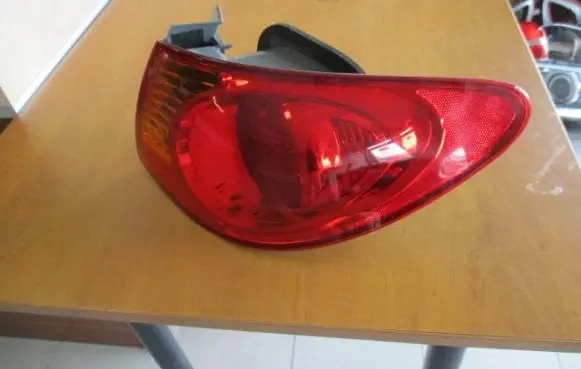 Hyundai Elantra Rear/tail lights