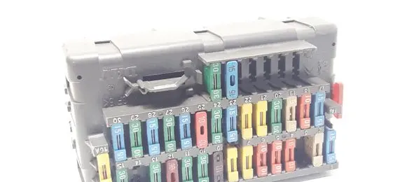 Peugeot 806 Fuse module