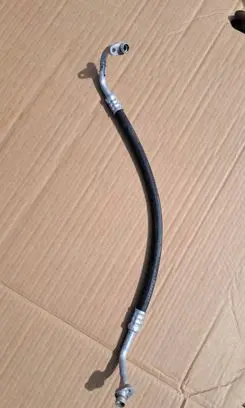 Dacia Sandero Air conditioning (A/C) pipe/hose 924905936R