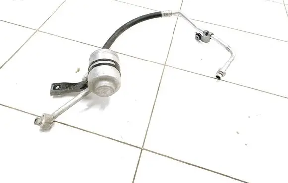 Air conditioning (A/C) pipe/hose