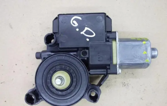 Volkswagen Polo V 6R Rear door window regulator motor 6R0959812F Z008