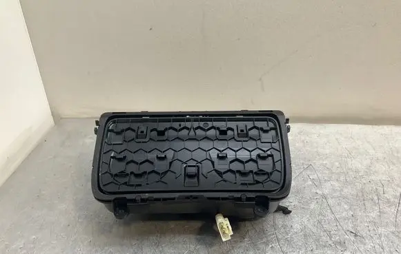 BMW 5 F10 F11 Cup holder front 9206401 162083 E102030405