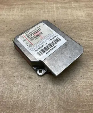 Volkswagen PASSAT B5 Airbag control unit/module 1C0909605B