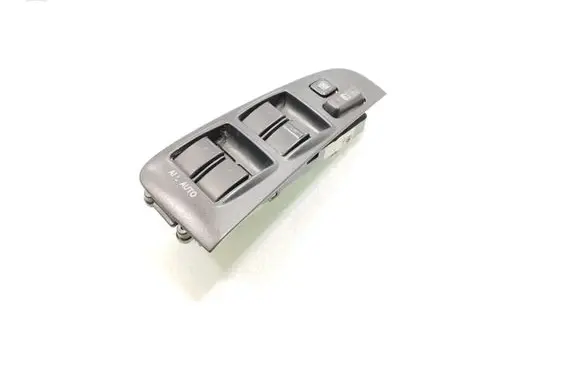 Toyota Avensis T250 Electric window control switch 84802-05220-B0