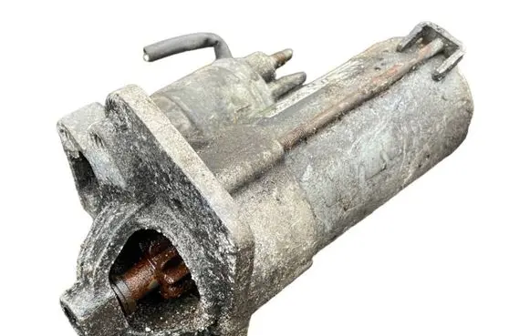 Renault Megane III Starter motor 8200836473A