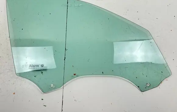 BMW X5 E70 Front door window glass four-door 
