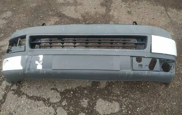 Volkswagen Transporter - Caravelle T5 Front bumper pilkas