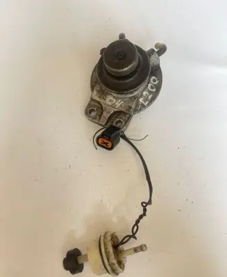 Mitsubishi L200 Fuel filter housing J1336006