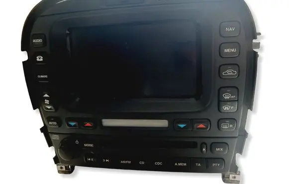 Jaguar S-Type Radio/CD/DVD/GPS head unit 2R8310E889 4622005195