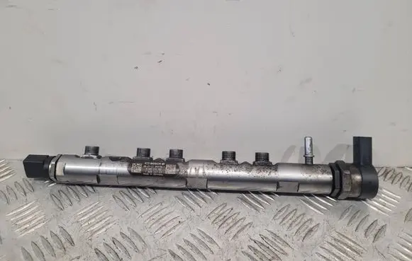 BMW 3 E90 E91 Fuel main line pipe 0445214182 043736L1 7809127