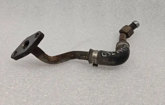 Audi A6 S6 C6 4F Turbo turbocharger oiling pipe/hose 03L145736F
