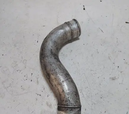 BMW 5 E39 Intercooler hose/pipe 11617786531