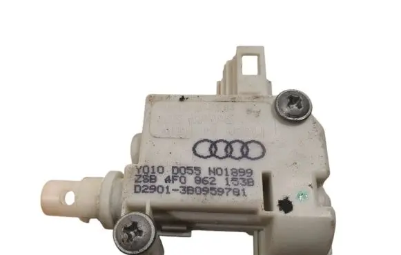 Audi A6 S6 C6 4F Tailgate boot lock/latch motor 4F0862153B 3B0959781