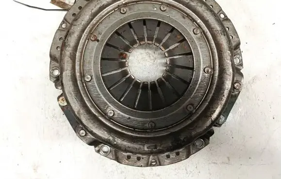 Volkswagen PASSAT B5 Pressure plate 