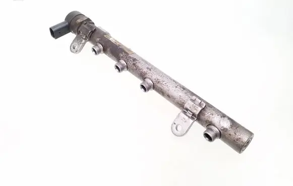 Mercedes-Benz CLS C219 Fuel main line pipe A6110780449 0281002494
