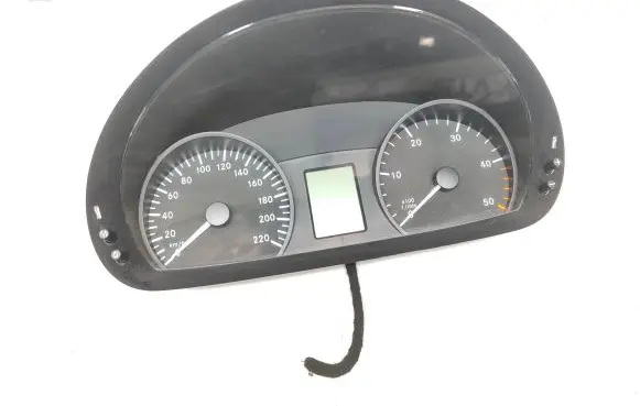 Mercedes-Benz Vito Viano W639 Speedometer (instrument cluster) A6399001301 ZGS001 2482998