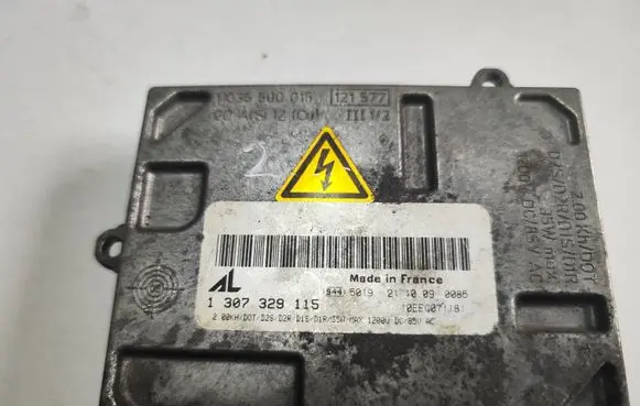 Audi A3 S3 8P Headlight ballast module Xenon 1307329115 1035500015