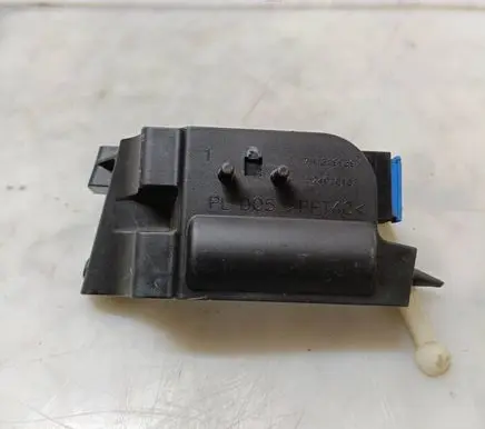 Volkswagen Transporter - Caravelle T5 Air flap motor/actuator 7H1819939A 52492616 FD05