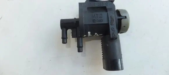 Audi A3 S3 8L Turbo solenoid valve 1J0906283